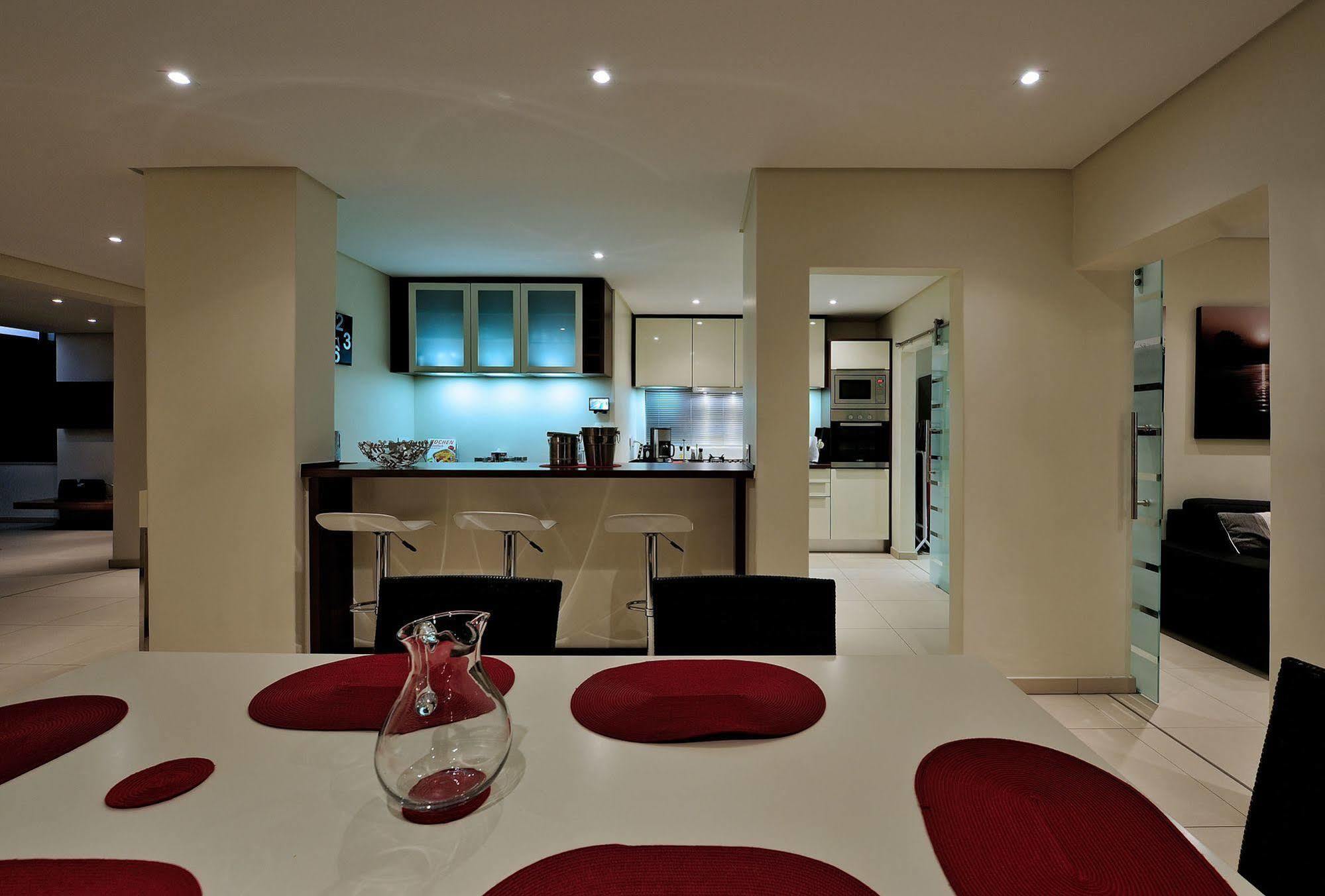 קייפטאון 129 On Kloof Nek Apartments מראה חיצוני תמונה